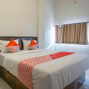 Oyo 2598 Hotel Chocolate